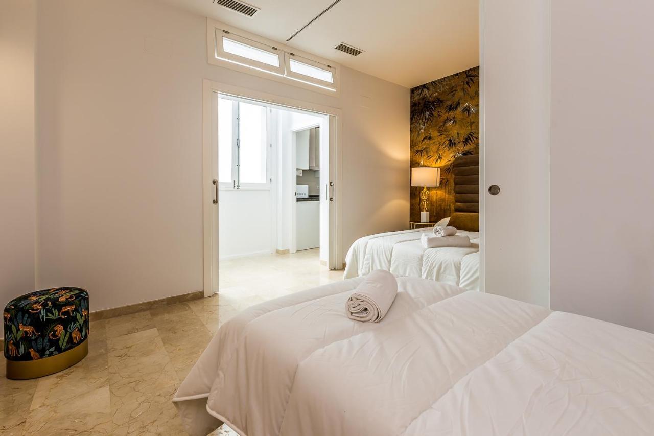San Francisco Plaza Apartamentos Cádiz Exterior photo
